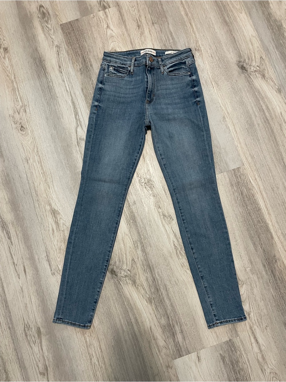 GUESS Women's Skinny Jeans in Medium Blue Wash
